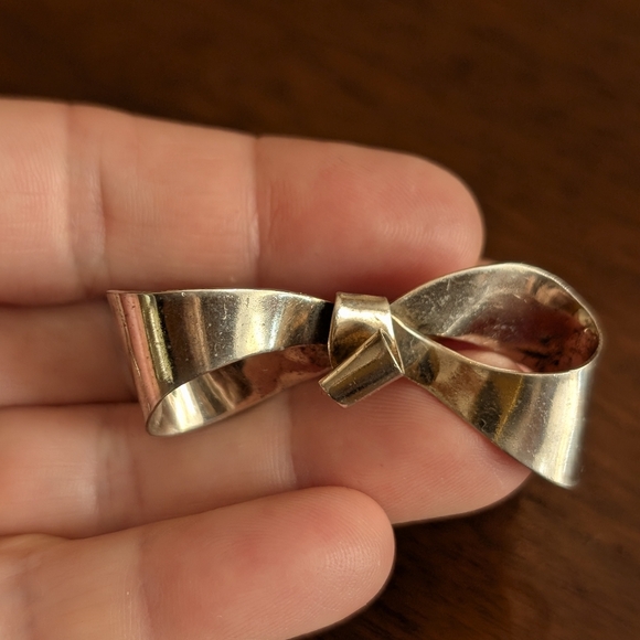 MCM christmas Sterling Silver Bow Brooch Mid Century Modern Coat Pin Minimalist - Picture 5 of 8